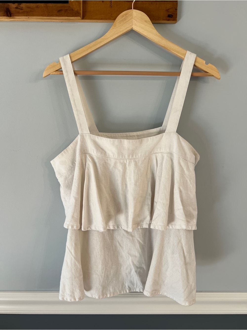 White Linen Blend Ruffle Tank Top Size L